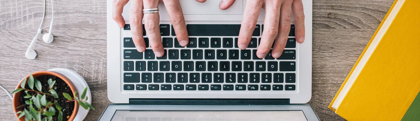 iTouch Stores - iTouch Stores Apple devices you will find all & accessories you need iPhone , iPad , MacBook , Apple watch or AirPods - iTouch is Your Apple Choice