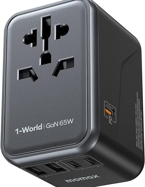 Momax 1-World 3 Port 100w Travel Adapter Black